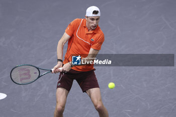 31/10/2024 - Ugo Humbert of France during day 4 of the Rolex Paris Masters 2024, an ATP Masters 1000 tennis tournament on October 31, 2024 at Accor Arena in Paris, France - TENNIS - ROLEX PARIS MASTERS 2024 - INTERNAZIONALI - TENNIS