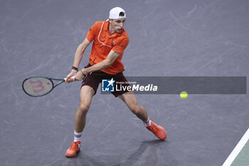 31/10/2024 - Ugo Humbert of France during day 4 of the Rolex Paris Masters 2024, an ATP Masters 1000 tennis tournament on October 31, 2024 at Accor Arena in Paris, France - TENNIS - ROLEX PARIS MASTERS 2024 - INTERNAZIONALI - TENNIS