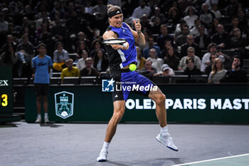 02/11/2024 - Alexander ZVEREV of Germany during the sixth day of the Rolex Paris Masters 2024, ATP Masters 1000 tennis tournament on November 02, 2024 at Accor Arena in Paris, France - TENNIS - ROLEX PARIS MASTERS 2024 - INTERNAZIONALI - TENNIS