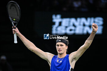 02/11/2024 - Alexander ZVEREV of Germany celebrates his victory during the sixth day of the Rolex Paris Masters 2024, ATP Masters 1000 tennis tournament on November 02, 2024 at Accor Arena in Paris, France - TENNIS - ROLEX PARIS MASTERS 2024 - INTERNAZIONALI - TENNIS