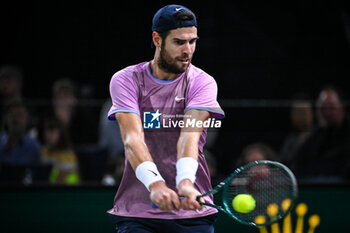 02/11/2024 - Karen KHACHANOV of Russia during the sixth day of the Rolex Paris Masters 2024, ATP Masters 1000 tennis tournament on November 02, 2024 at Accor Arena in Paris, France - TENNIS - ROLEX PARIS MASTERS 2024 - INTERNAZIONALI - TENNIS