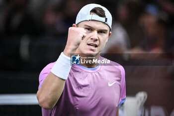 02/11/2024 - Holger RUNE of Denmark celebrates his point during the sixth day of the Rolex Paris Masters 2024, ATP Masters 1000 tennis tournament on November 02, 2024 at Accor Arena in Paris, France - TENNIS - ROLEX PARIS MASTERS 2024 - INTERNAZIONALI - TENNIS