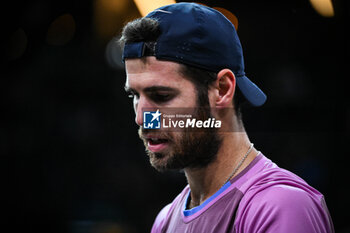 02/11/2024 - Karen KHACHANOV of Russia during the sixth day of the Rolex Paris Masters 2024, ATP Masters 1000 tennis tournament on November 02, 2024 at Accor Arena in Paris, France - TENNIS - ROLEX PARIS MASTERS 2024 - INTERNAZIONALI - TENNIS