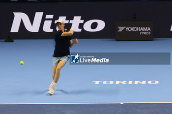 2024-11-10 - Jannik Sinner (Italy) during the match againts Alexander De Minaur - 2024 ATP NITTO FINALS - SINNER VS DE MINAUR - INTERNATIONALS - TENNIS