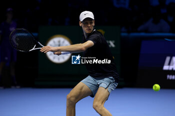 2024-11-10 - Jannik Sinner (Italy) during the match againts Alexander De Minaur - 2024 ATP NITTO FINALS - SINNER VS DE MINAUR - INTERNATIONALS - TENNIS