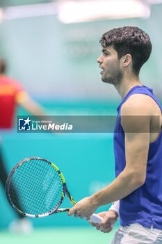 2024-11-17 - November 16, 2024 (Malaga) Carlos Alcaraz is already starting to prepare for the Davis Cup that will be played this week in Malaga. Today he has performed his first training at the Martin Carpena in Malaga Cordon Press - DAVIS CUP - CARLOS ALCARAZ - TRAINING - INTERNATIONALS - TENNIS