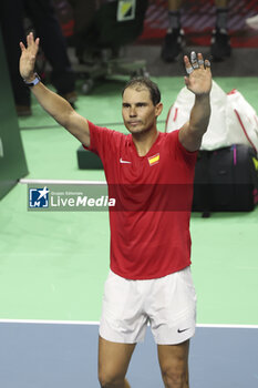 2024-11-19 - Rafael Nadal of Spain salutes the supporters after his defeat during the 2024 Davis Cup Finals quarter-final tennis tie between Netherlands and Spain at Palacio de Deportes Jose Maria Martin Carpena on 19 November 2024 in Malaga, Spain - TENNIS - DAVIS CUP 2024 - 1/4 - NETHERLANDS V SPAIN - INTERNATIONALS - TENNIS