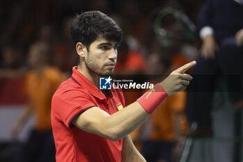 2024-11-20 - Carlos Alcaraz of Spain during the 2024 Davis Cup Finals quarter-final tennis tie between Netherlands and Spain at Palacio de Deportes Jose Maria Martin Carpena on 19 November 2024 in Malaga, Spain - TENNIS - DAVIS CUP 2024 - 1/4 - NETHERLANDS V SPAIN - INTERNATIONALS - TENNIS