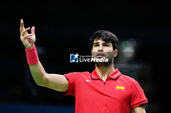 2024-11-20 - Carlos Alcaraz of Spain plays doubles during the Davis Cup 2024, quarter-final tennis event between Netherlands and Spain on 19 November 2024 in Malaga, Spain - TENNIS - DAVIS CUP 2024 - 1/4 - NETHERLANDS V SPAIN - INTERNATIONALS - TENNIS