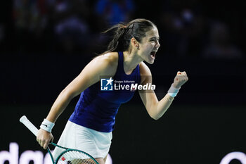 2024-11-19 - Emma Raducanu of Great Britain, Semi-Final tennis match between Great Britain and Slovakia during the Billie Jean King Cup 2024 on 19 November 2024 in Malaga, Spain - TENNIS - BILLIE JEAN KING CUP 2024 - SEMI FINAL - INTERNATIONALS - TENNIS