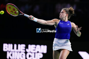 2024-11-20 - Jasmine Paolini of Italy in action against Rebecca Sramkova of Slovakia, Final tennis match between Slovakia and Italy during the Billie Jean King Cup 2024 on 20 November 2024 in Malaga, Spain - TENNIS - BILLIE JEAN KING CUP 2024 - FINAL - INTERNATIONALS - TENNIS