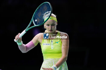 2024-11-20 - Rebecca Sramkova of Slovakia in action against Jasmine Paolini of Italy, Final tennis match between Slovakia and Italy during the Billie Jean King Cup 2024 on 20 November 2024 in Malaga, Spain - TENNIS - BILLIE JEAN KING CUP 2024 - FINAL - INTERNATIONALS - TENNIS