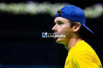 2024-11-21 - Alex de Minaur of Australia in action against Taylor Fritz of USA during the Davis Cup 2024, quarter-final tennis event between United States and Australia on 21 November 2024 in Malaga, Spain - TENNIS - DAVIS CUP 2024 - 1/4 - USA V AUSTRALIA - INTERNATIONALS - TENNIS