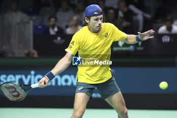 2024-11-21 - Alex De Minaur of Australia against Taylor Fritz of USA during the 2024 Davis Cup Finals quarter-final tennis tie between United States (USA) and Australia at Palacio de Deportes Jose Maria Martin Carpena on November 21, 2024 in Malaga, Spain - TENNIS - DAVIS CUP 2024 - 1/4 - USA V AUSTRALIA - INTERNATIONALS - TENNIS