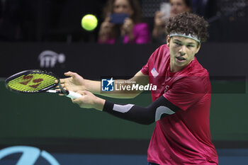 2024-11-21 - Ben Shelton of USA during the 2024 Davis Cup Finals quarter-final tennis tie between United States (USA) and Australia at Palacio de Deportes Jose Maria Martin Carpena on November 21, 2024 in Malaga, Spain - TENNIS - DAVIS CUP 2024 - 1/4 - USA V AUSTRALIA - INTERNATIONALS - TENNIS