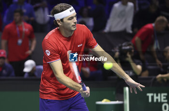 2024-11-21 - Taylor Fritz of USA during the 2024 Davis Cup Finals quarter-final tennis tie between United States (USA) and Australia at Palacio de Deportes Jose Maria Martin Carpena on November 21, 2024 in Malaga, Spain - TENNIS - DAVIS CUP 2024 - 1/4 - USA V AUSTRALIA - INTERNATIONALS - TENNIS