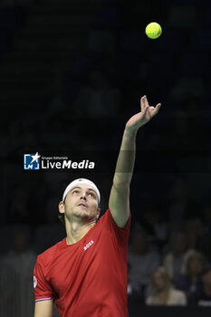 2024-11-21 - Taylor Fritz of USA during the 2024 Davis Cup Finals quarter-final tennis tie between United States (USA) and Australia at Palacio de Deportes Jose Maria Martin Carpena on November 21, 2024 in Malaga, Spain - TENNIS - DAVIS CUP 2024 - 1/4 - USA V AUSTRALIA - INTERNATIONALS - TENNIS