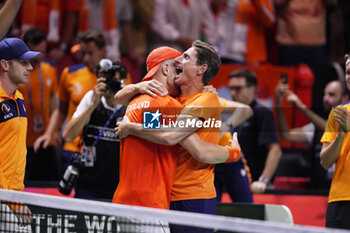 2024-11-22 - Tallon Griekspoor of Netherlands celebrates after winning against Jan-Lennard Struff of Germany during the Davis Cup 2024, Semi-Finals tennis event between Germany and Netherlands on November 22, 2024 at Martin Carpena Pavilion in Malaga, Spain - TENNIS - DAVIS CUP 2024 - 1/2 - GERMANY V NETHERLANDS - INTERNATIONALS - TENNIS