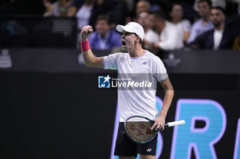 2024-11-22 - Daniel Altmaier of Germany in action against Botic Van de Zandschulp of Netherlands during the Davis Cup 2024, Semi-Finals tennis event between Germany and Netherlands on November 22, 2024 at Martin Carpena Pavilion in Malaga, Spain - TENNIS - DAVIS CUP 2024 - 1/2 - GERMANY V NETHERLANDS - INTERNATIONALS - TENNIS