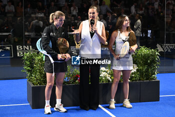 2024-06-23 - Ariana Sanchez Fallada and Paula Josemaria Martin the winners during the awards ceremony of the BNL Italy Major Premier Padel at Foro Italico in Rome, Italy on July 23th, 2024 - BNL ITALY MAJOR PREMIER PADEL - PADEL - TENNIS