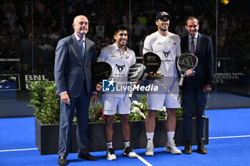 2024-06-23 - Federico Chingotto and Alejandro Galan the winners during the awards ceremony of the BNL Italy Major Premier Padel at Foro Italico in Rome, Italy on July 23th, 2024 - BNL ITALY MAJOR PREMIER PADEL - PADEL - TENNIS