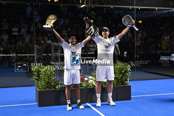 2024-06-23 - Federico Chingotto and Alejandro Galan the winners during the awards ceremony of the BNL Italy Major Premier Padel at Foro Italico in Rome, Italy on July 23th, 2024 - BNL ITALY MAJOR PREMIER PADEL - PADEL - TENNIS