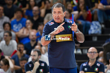 2024-07-16 - Head coach of Italy Ferdinando De Giorgi - TEST MATCH - ITALY VS ARGENTINA - FRIENDLY MATCH - VOLLEYBALL