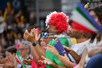 2024-07-16 - A supporter of Italy - TEST MATCH - ITALY VS ARGENTINA - FRIENDLY MATCH - VOLLEYBALL