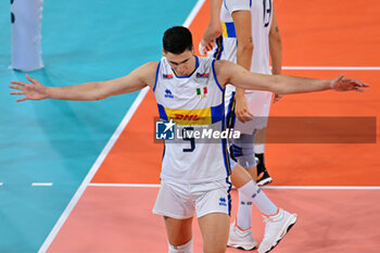 2024-07-16 - Alessandro Michieletto of Italy celebrates - TEST MATCH - ITALY VS ARGENTINA - FRIENDLY MATCH - VOLLEYBALL