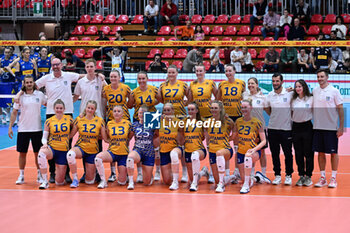 2024-05-09 - Swedish team during Italian Senior Women's National Team and Swedish Senior Women's National Team in the VOLLEYBALL - FRIENDLY MATCH - Test Match at PalaBancaSport di Piacenza - May 9, 2024 - TEST MATCH - ITALY WOMEN VS SWEDEN - FRIENDLY MATCH - VOLLEYBALL
