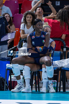 2024-07-09 - Paola Egonu (Italy) and Monica De Gennaro (Italy) - WOMEN'S TEST MATCH - ITALY VS SERBIA - FRIENDLY MATCH - VOLLEYBALL