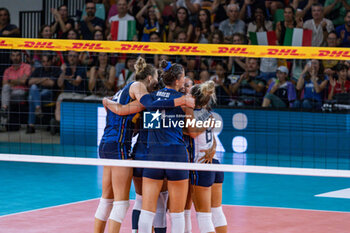 2024-07-09 - Italy team happiness - WOMEN'S TEST MATCH - ITALY VS SERBIA - FRIENDLY MATCH - VOLLEYBALL