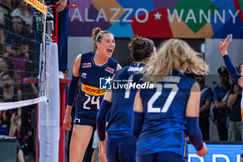 2024-07-09 - Ekaterina Antropova (Italy) exultation - WOMEN'S TEST MATCH - ITALY VS SERBIA - FRIENDLY MATCH - VOLLEYBALL