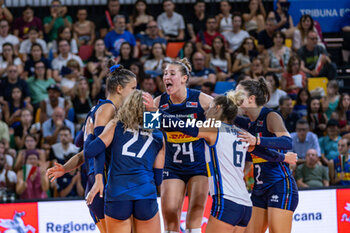 2024-07-09 - Italy team exultation - WOMEN'S TEST MATCH - ITALY VS SERBIA - FRIENDLY MATCH - VOLLEYBALL