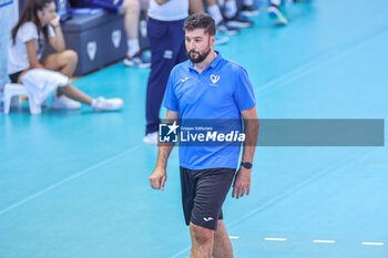 2024-08-23 - head coach Guillermo Falasca (Cisterna Volley) - CISTERNA VOLLEY VS ITALY U20 - FRIENDLY MATCH - VOLLEYBALL