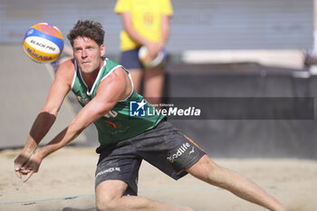 2024-06-23 - Dirk Boehle (NED) in action - WORLD BEACH PRO TOUR - BEACH VOLLEY - VOLLEYBALL