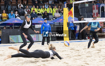 2024-07-07 - Gstaad Switzerland, 07/07/2024: Megan Krapt (USA) in action during semi final during Swatch Beach Pro Gstaad 2024, Roy Emerson Arena in Gstaad. - SWATCH BEACH VOLLEY - BEACH VOLLEY - VOLLEYBALL