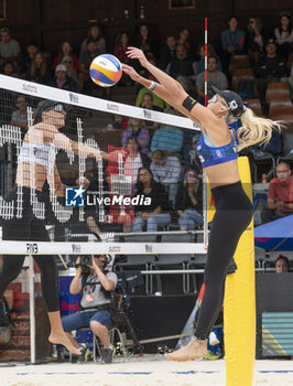 2024-07-07 - Gstaad Switzerland, 07/07/2024: Taryn Kloth (USA) in action during women final of Swatch Beach Pro Gstaad 2024, Roy Emerson Arena in Gstaad. - SWATCH BEACH VOLLEY - BEACH VOLLEY - VOLLEYBALL