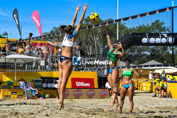 2024-09-06 - GOTTARDI V. - SCAMPOLI C. (White) vs vSERAFINI A. - CONTE V (Green) during Fonzies Campionato Italiano Assoluti Femminili e Maschili 2024 - Day 1 of Last Stage at Polo est Village in Bellaria-Igea Marina (RI) - CAMPIONATO ITALIANO ASSOLUTO - BEACH VOLLEY - VOLLEYBALL