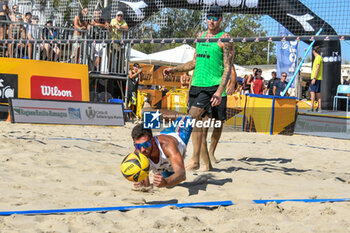 2024-09-07 - #2 LUPO D. - #1 ZAYTSEV I. (Green) vs #1 #1 SACRIPANTI M. - #2 TITTA G. (white) during 16/8 of final of Fonzies Campionato Italiano Assoluti Femminili e Maschili 2024 - Day 2 of Last Stage at Polo est Village in Bellaria-Igea Marina (RI) - CAMPIONATO ITALIANO ASSOLUTO - BEACH VOLLEY - VOLLEYBALL