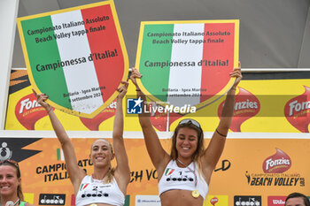 2024-09-08 - Awards ceremony time of Fonzies Campionato Italiano Assoluti Femminili e Maschili 2024 - Final day of Last Stage at Polo est Village in Bellaria-Igea Marina (RI) - CAMPIONATO ITALIANO ASSOLUTO - BEACH VOLLEY - VOLLEYBALL