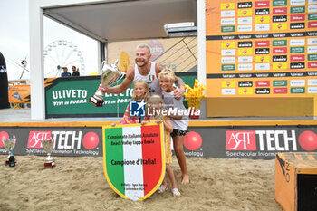 2024-09-08 - Awards ceremony time of Fonzies Campionato Italiano Assoluti Femminili e Maschili 2024 - Final day of Last Stage at Polo est Village in Bellaria-Igea Marina (RI) - CAMPIONATO ITALIANO ASSOLUTO - BEACH VOLLEY - VOLLEYBALL