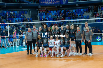 2024-02-29 - Team ŁKS Commercecon Łodz during quarter Final of the Champions League Women between Allianz VeroVolley Milano and ŁKS Commercecon Łodz at Allianz Cloud, Milano, Italy on February 29, 2024 - QUARTER FINALS - ALLIANZ VEROVOLLEY MILANO VS LODZ - CHAMPIONS LEAGUE WOMEN - VOLLEYBALL