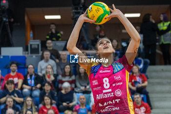 2024-02-29 - Alessia Orro (Allianz VV Milano) during quarter Final of the Champions League Women between Allianz VeroVolley Milano and ŁKS Commercecon Łodz at Allianz Cloud, Milano, Italy on February 29, 2024 - QUARTER FINALS - ALLIANZ VEROVOLLEY MILANO VS LODZ - CHAMPIONS LEAGUE WOMEN - VOLLEYBALL