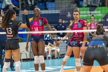 2024-02-29 - Paola Egonu (Allianz VV Milano) with Alessia Orro (Allianz VV Milano) during quarter Final of the Champions League Women between Allianz VeroVolley Milano and ŁKS Commercecon Łodz at Allianz Cloud, Milano, Italy on February 29, 2024 - QUARTER FINALS - ALLIANZ VEROVOLLEY MILANO VS LODZ - CHAMPIONS LEAGUE WOMEN - VOLLEYBALL