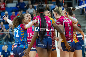 2024-02-29 - Exultation of Players of Vero Volley Milano during quarter Final of the Champions League Women between Allianz VeroVolley Milano and ŁKS Commercecon Łodz at Allianz Cloud, Milano, Italy on February 29, 2024 - QUARTER FINALS - ALLIANZ VEROVOLLEY MILANO VS LODZ - CHAMPIONS LEAGUE WOMEN - VOLLEYBALL