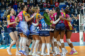 2024-02-29 - during quarter Final of the Champions League Women between Allianz VeroVolley Milano and ŁKS Commercecon Łodz at Allianz Cloud, Milano, Italy on February 29, 2024 - QUARTER FINALS - ALLIANZ VEROVOLLEY MILANO VS LODZ - CHAMPIONS LEAGUE WOMEN - VOLLEYBALL