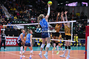 2024-02-29 - Katheyn Plummer ( A.Carraro Imoco Conegliano ) during VOLLEYBALL - CHAMPIONS LEAGUE WOMEN game between Prosecco Doc Imoco Conegliano and VakifBank Istanbul at Palaverde in Villorba, Italy on   February 29, 2024 - QUARTER FINALS - A.CARRARO IMOCO CONEGLIANO VS VAKIFBANK ISTANBUL - CHAMPIONS LEAGUE WOMEN - VOLLEYBALL