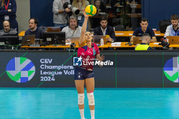 2024-03-12 - Alessia Orro (Allianz VV Milano) at service during SemiFinals of the Champions League Women between Allianz VeroVolley Milano and Fenerbahce Opet Istanbul at Allianz Cloud, Milano, Italy on March 12, 2024 - ALLIANZ VERO VOLLEY MILANO VS FENERBAHCE OPEN ISTANBUL - CHAMPIONS LEAGUE WOMEN - VOLLEYBALL