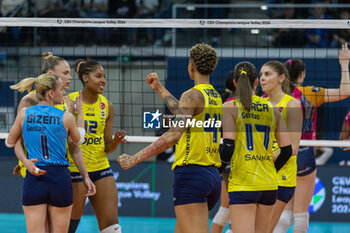 2024-03-12 - Happiness of Players of Fenerbahce Opet Istanbul during SemiFinals of the Champions League Women between Allianz VeroVolley Milano and Fenerbahce Opet Istanbul at Allianz Cloud, Milano, Italy on March 12, 2024 - ALLIANZ VERO VOLLEY MILANO VS FENERBAHCE OPEN ISTANBUL - CHAMPIONS LEAGUE WOMEN - VOLLEYBALL